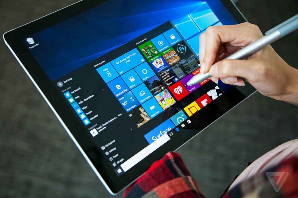 Find Out the Essential Applications for Your Laptops